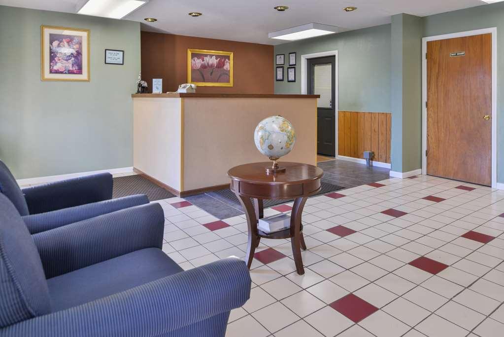 Americas Best Value Inn Of Decatur Interiør bilde